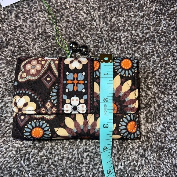 Vera Bradley Small Kisslock Wallet Canyon NWT - Picture 5 of 7